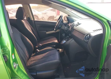 2011 Mazda Mazda2 Sport из США, поврежденный, VIN JM1DE1HY1B0117110